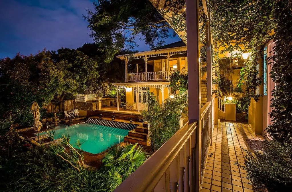 Goble Palms Lodge